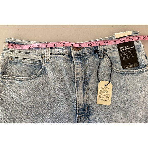Levi's Premium 70s High Slim Straight Jeans Size 32x31 Light Wash Big E New - Picture 5 of 7